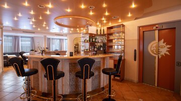 bar